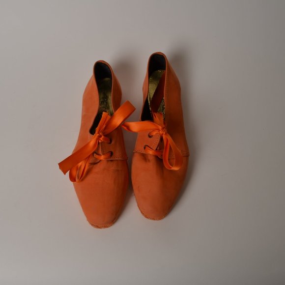 Orange Flats - Picture 4 of 8